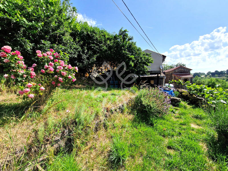 Maison de village - 139 m² - 8 pièces