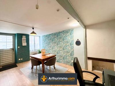 Maison - 90 m² - 4 pièces