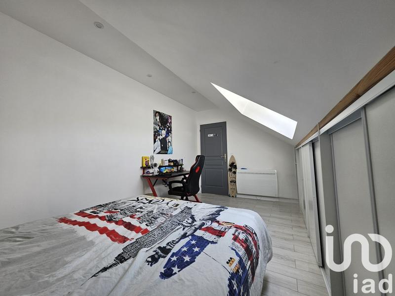 Maison - 200 m² - 9 pièces