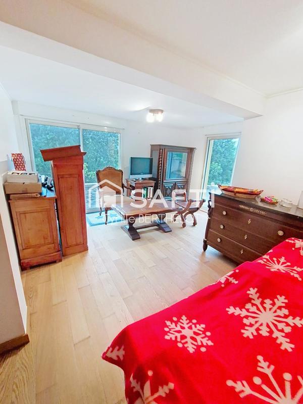 Maison - 150 m² - 7 pièces