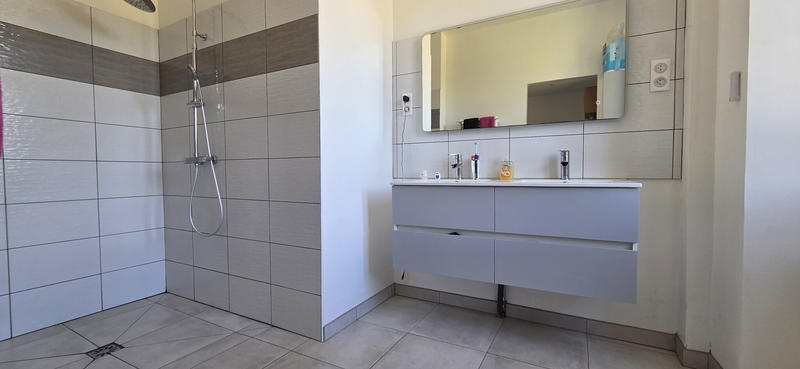 Maison - 179 m² - 5 pièces