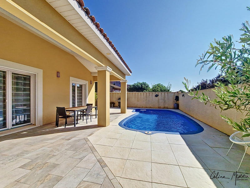 Maison traditionnelle - 127 m² - 4 pièces