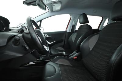 Peugeot 2008 1.2 PureTech Allure 110 ch