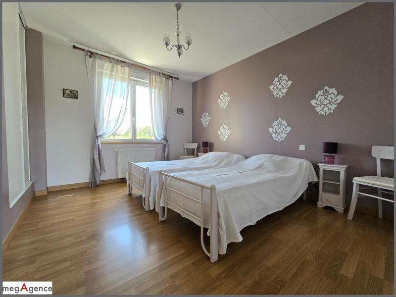 Longère - 220 m² - 10 pièces