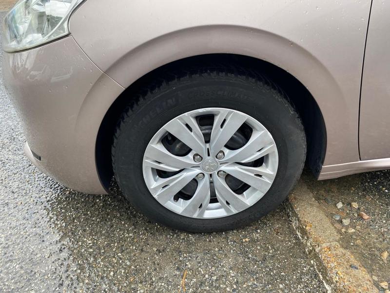 Peugeot 208 1.0 Vti Business