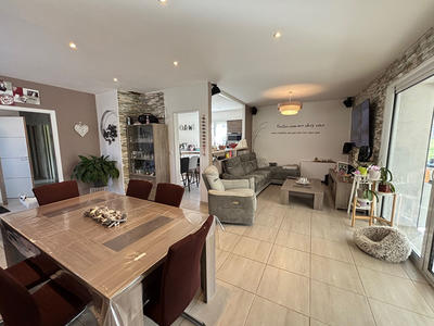 Maison - 165 m² - 7 pièces