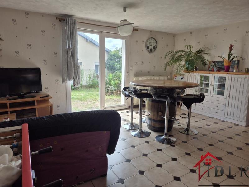 Maison - 90 m² - 5 pièces