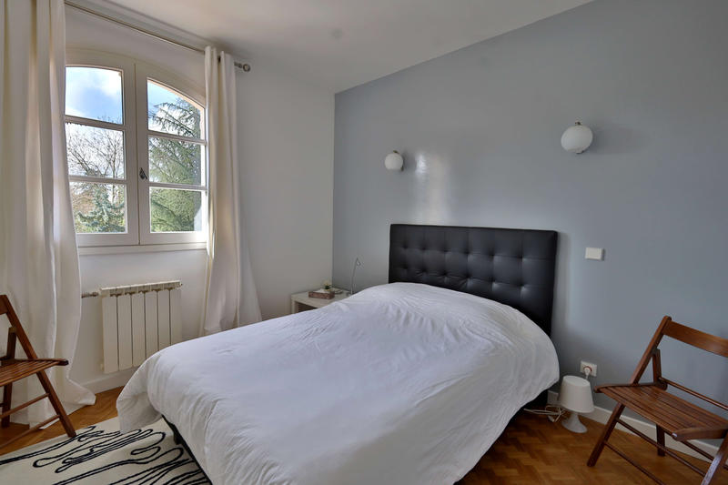 Maison - 278 m² - 8 pièces