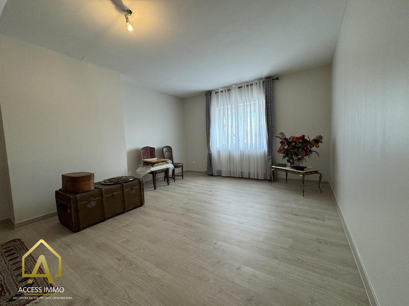 Maison - 90 m² - 7 pièces