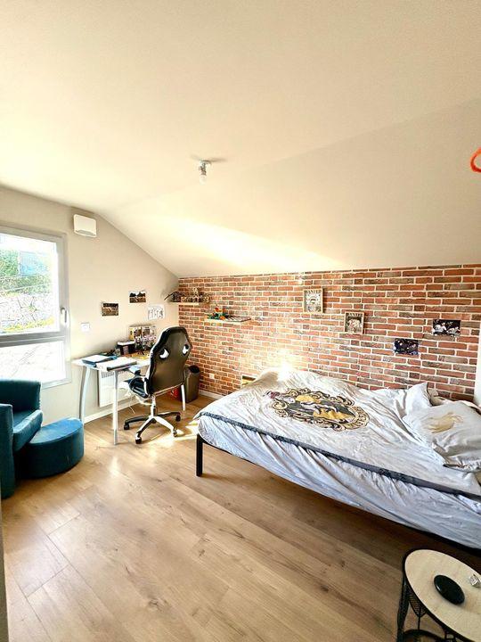 Maison - 125 m² - 5 pièces