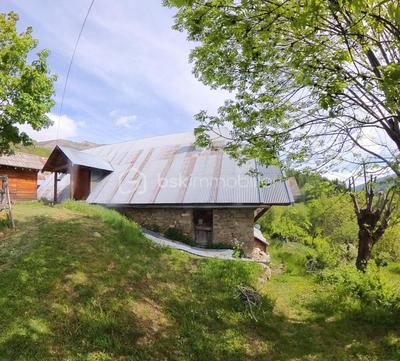 Corps de ferme - 180 m² - 6 pièces