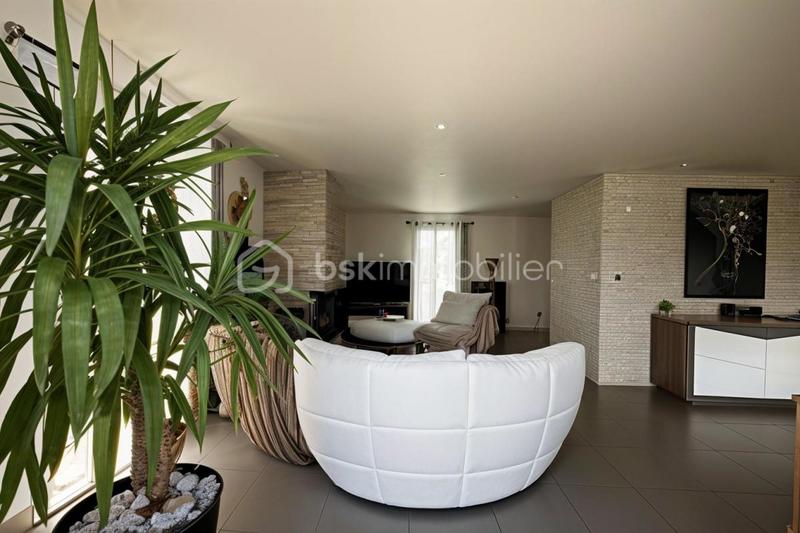 Maison - 148 m² - 6 pièces