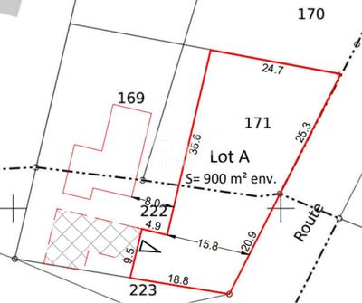 Terrain constructible - 900 m²