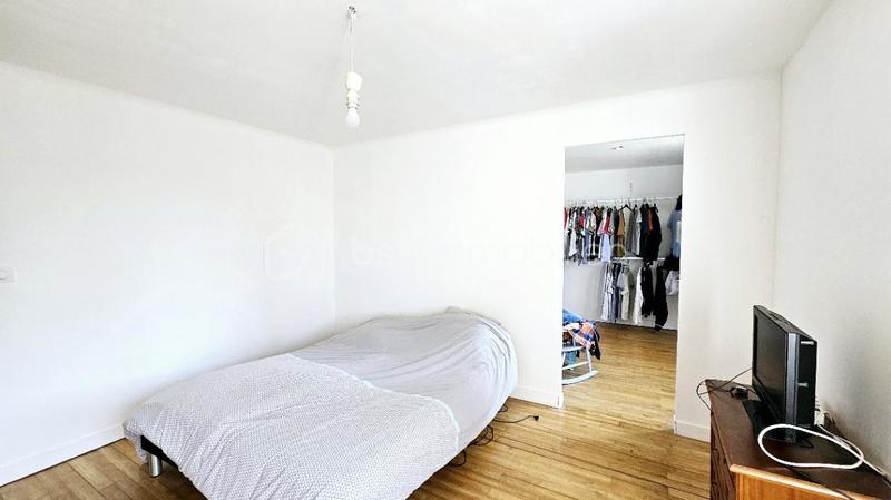 Demeure - 200 m² - 7 pièces