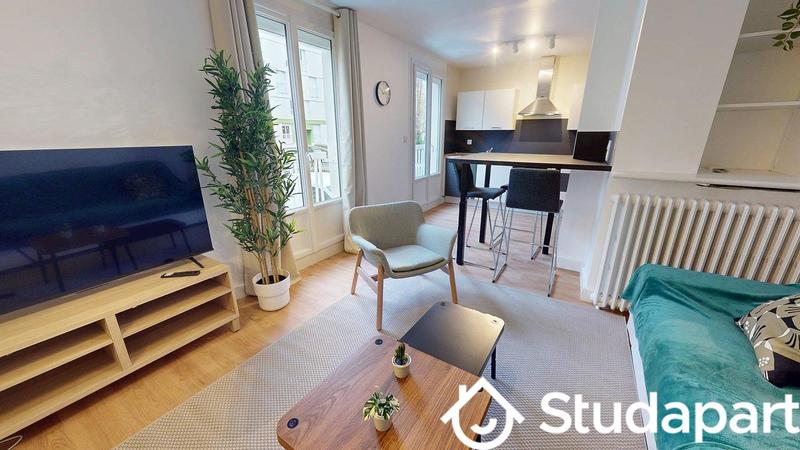 Chambre - 9 m² - 1 pièce