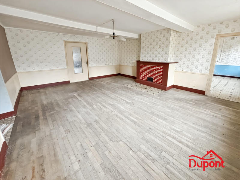 Maison - 230 m² - 7 pièces