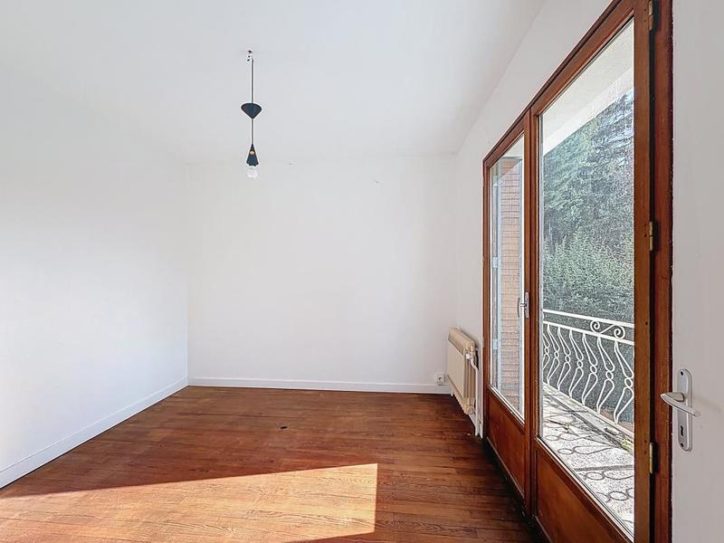 Villa - 200 m² - 5 pièces