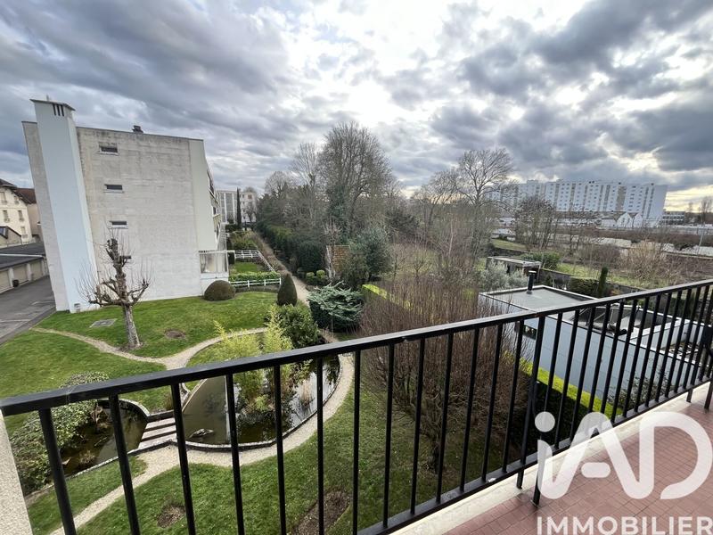 Appartement - 100 m² - 3 pièces