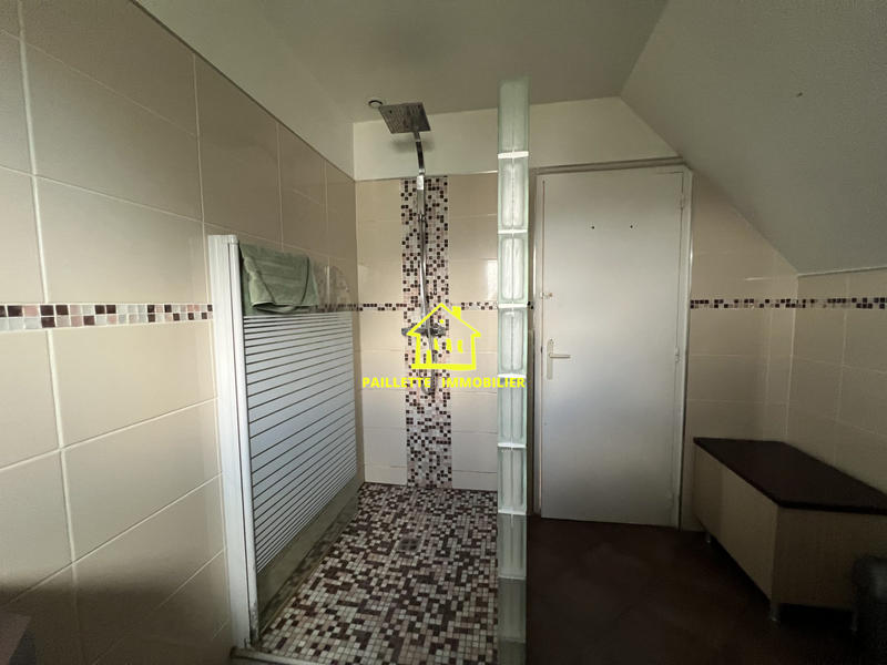 Maison traditionnelle - 125 m² - 4 pièces