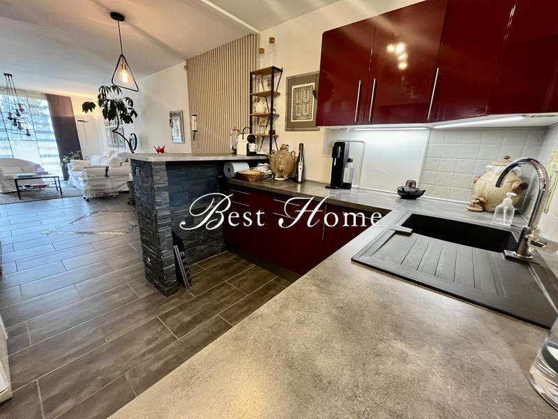 Appartement - 72 m² - 3 pièces