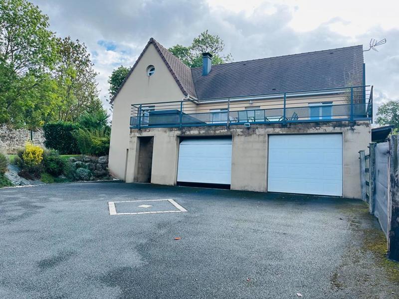 Maison - 140 m² - 6 pièces