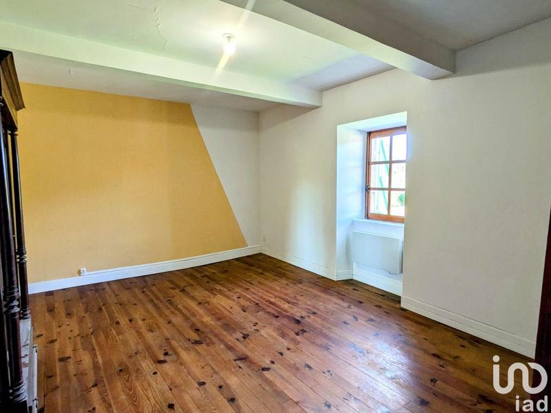 Maison - 237 m² - 6 pièces