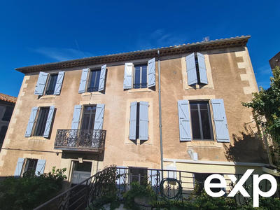 Maison - 213 m² - 7 pièces