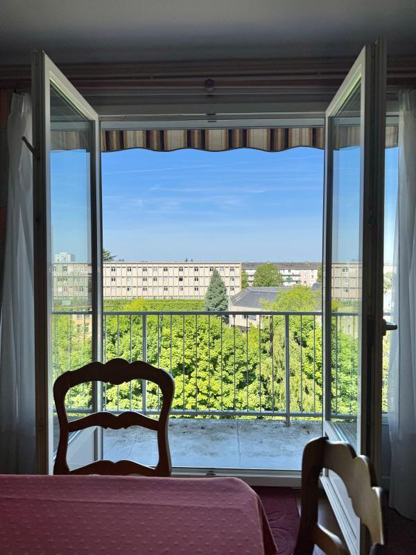 Appartement - 82 m² - 4 pièces