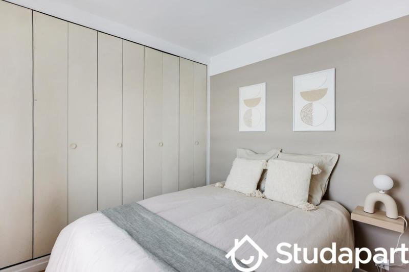 Chambre - 10 m² - 1 pièce