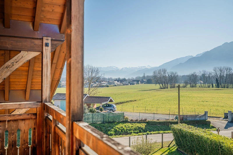 Maison - 393 m² - 12 pièces