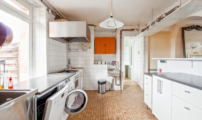 Propriété - 469 m² - 16 pièces