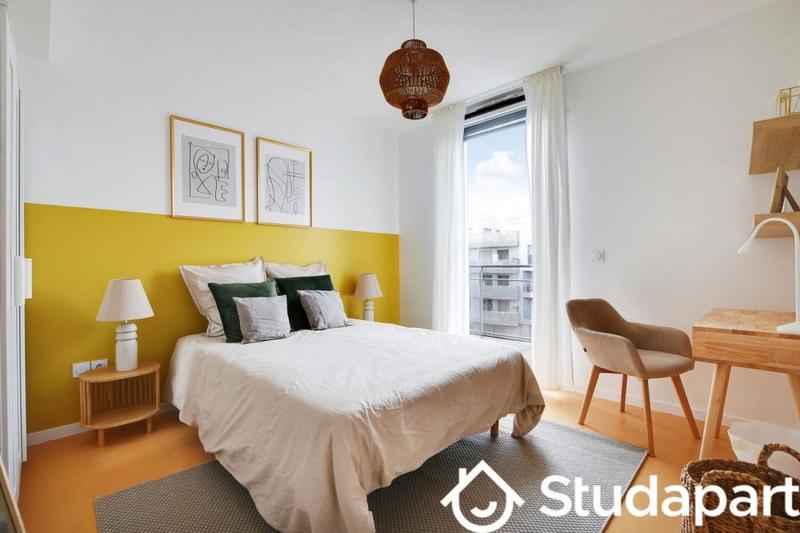 Chambre - 11 m² - 1 pièce