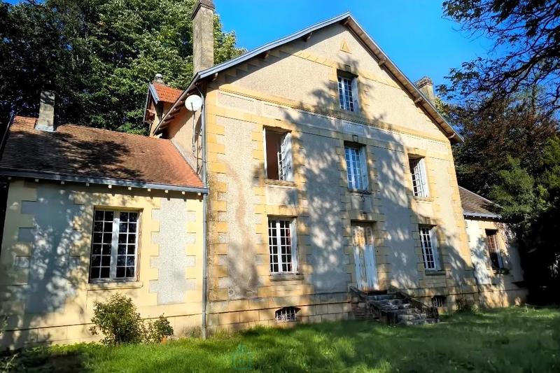 Maison de maîtres - 280 m² - 11 pièces