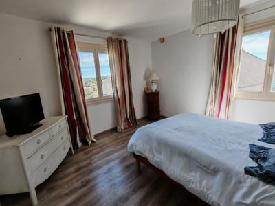 Maison - 190 m² - 9 pièces