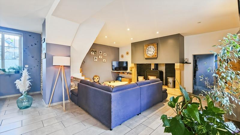 Maison - 205 m² - 8 pièces