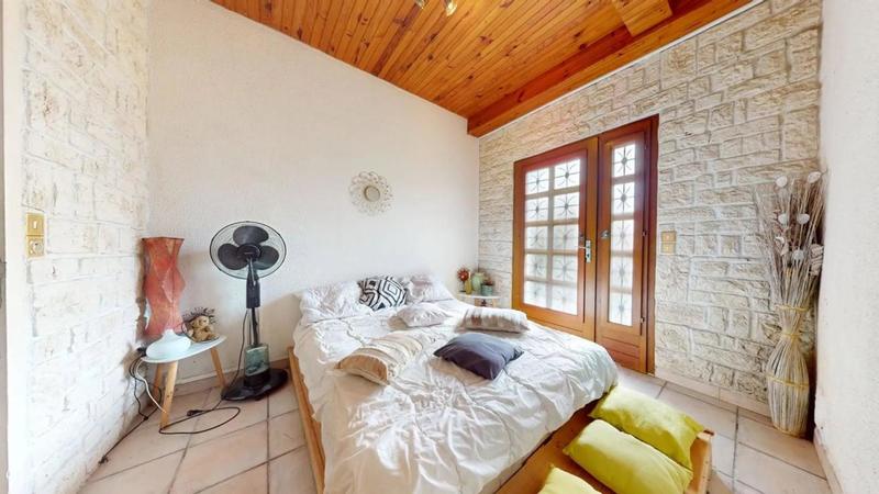 Maison en pierre - 265 m² - 7 pièces