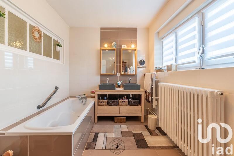 Maison de village - 106 m² - 5 pièces