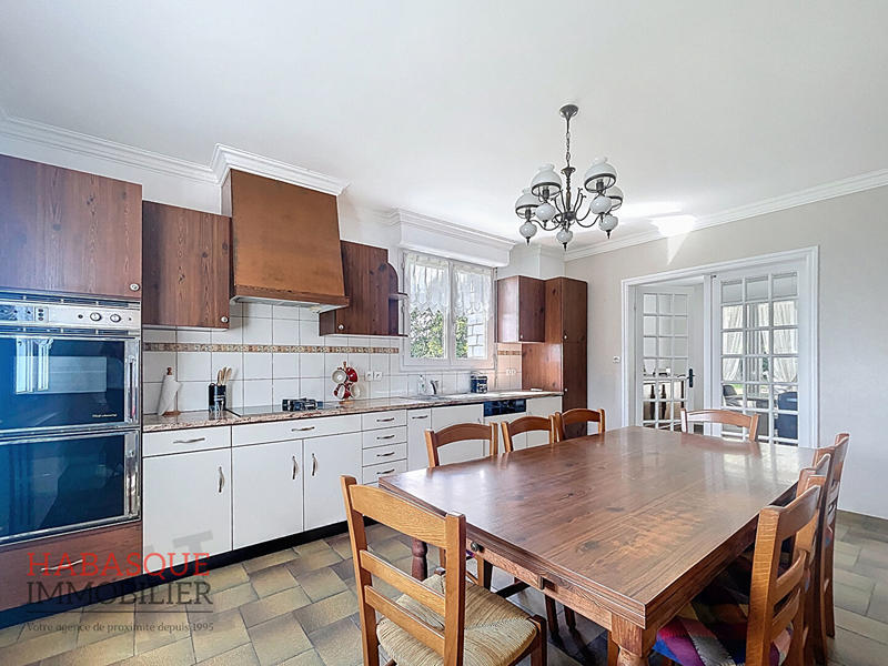 Maison - 159 m² - 7 pièces