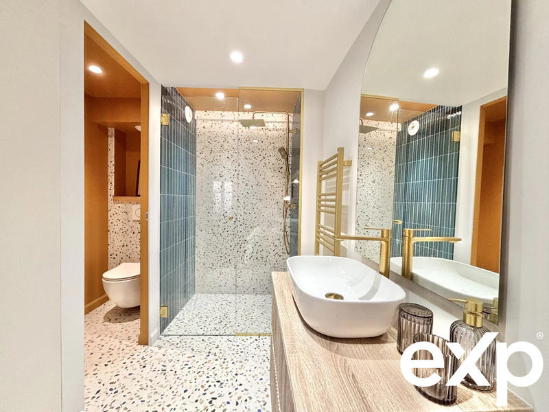 Maison traditionnelle - 77 m² - 4 pièces