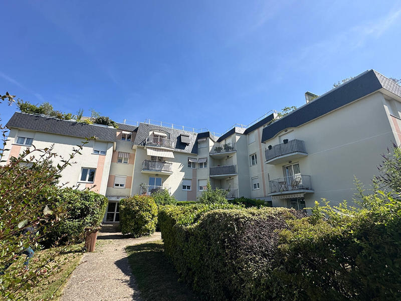 Appartement - 86 m² - 4 pièces