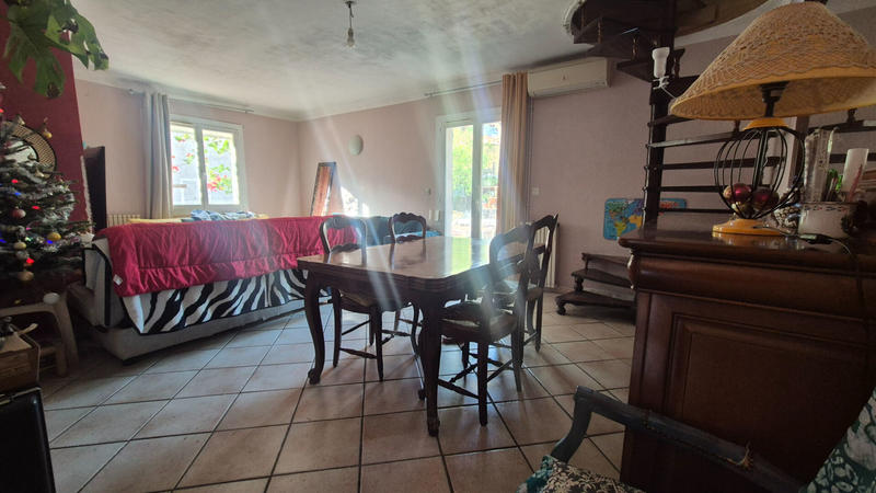 Maison - 98 m² - 5 pièces