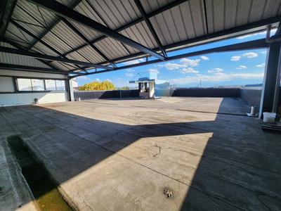 Local commercial - 490 m² - 1 pièce