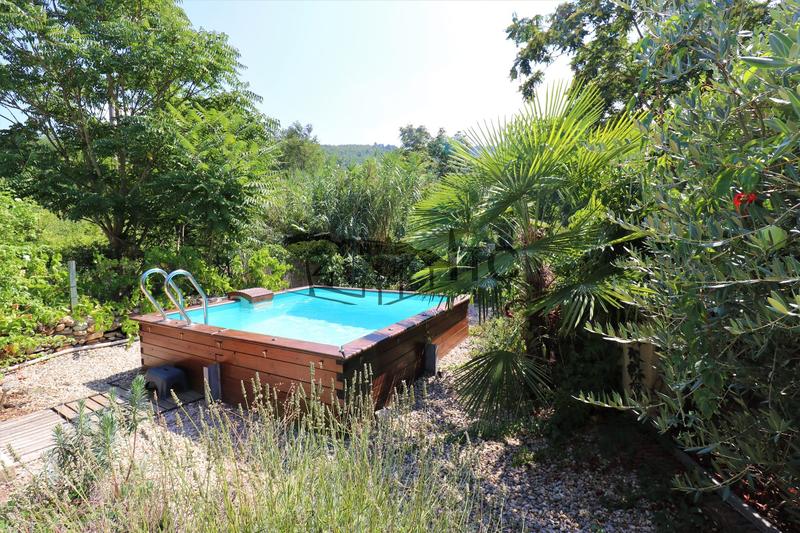 Maison de village - 130 m² - 4 pièces