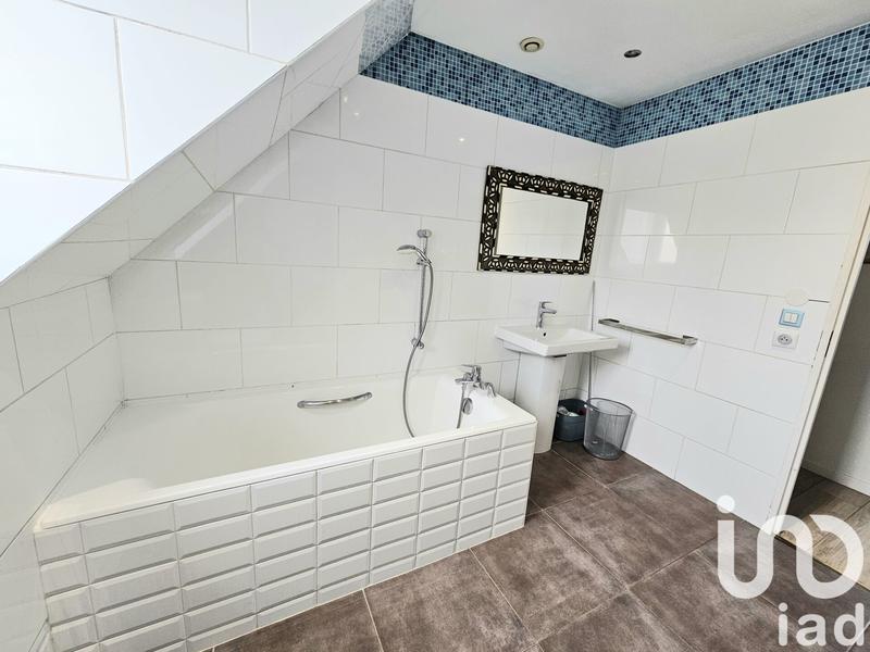 Maison - 104 m² - 5 pièces