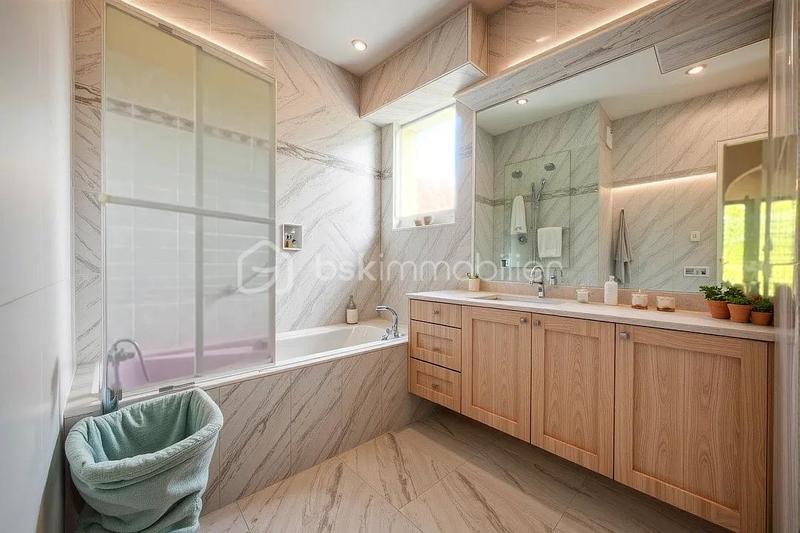 Maison - 106 m² - 5 pièces