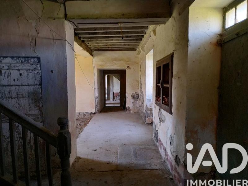 Maison de campagne - 360 m² - 2 pièces