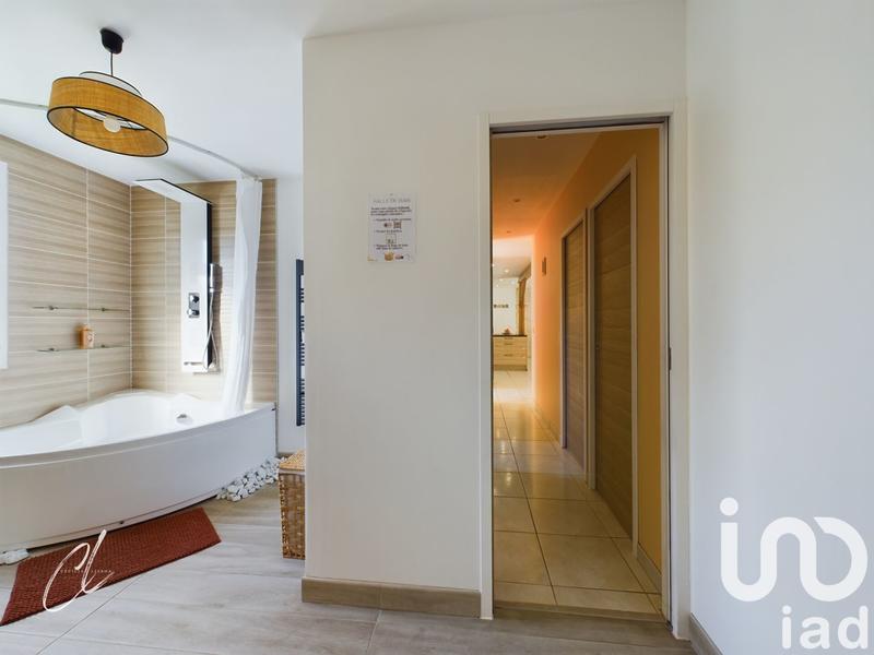 Maison - 190 m² - 7 pièces