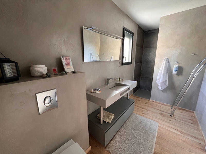 Maison - 167 m² - 6 pièces