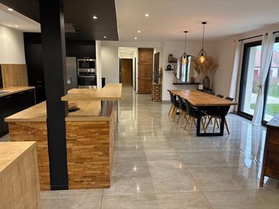 Maison - 169 m² - 6 pièces