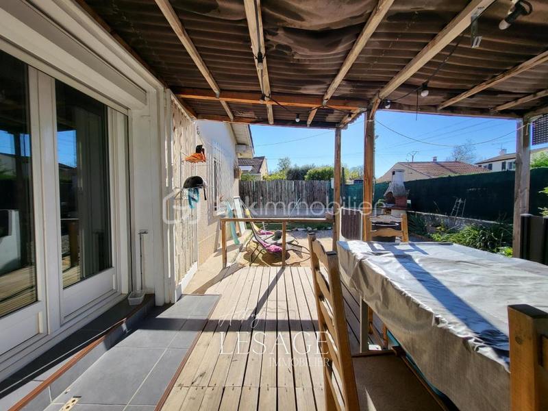 Maison - 90 m² - 6 pièces